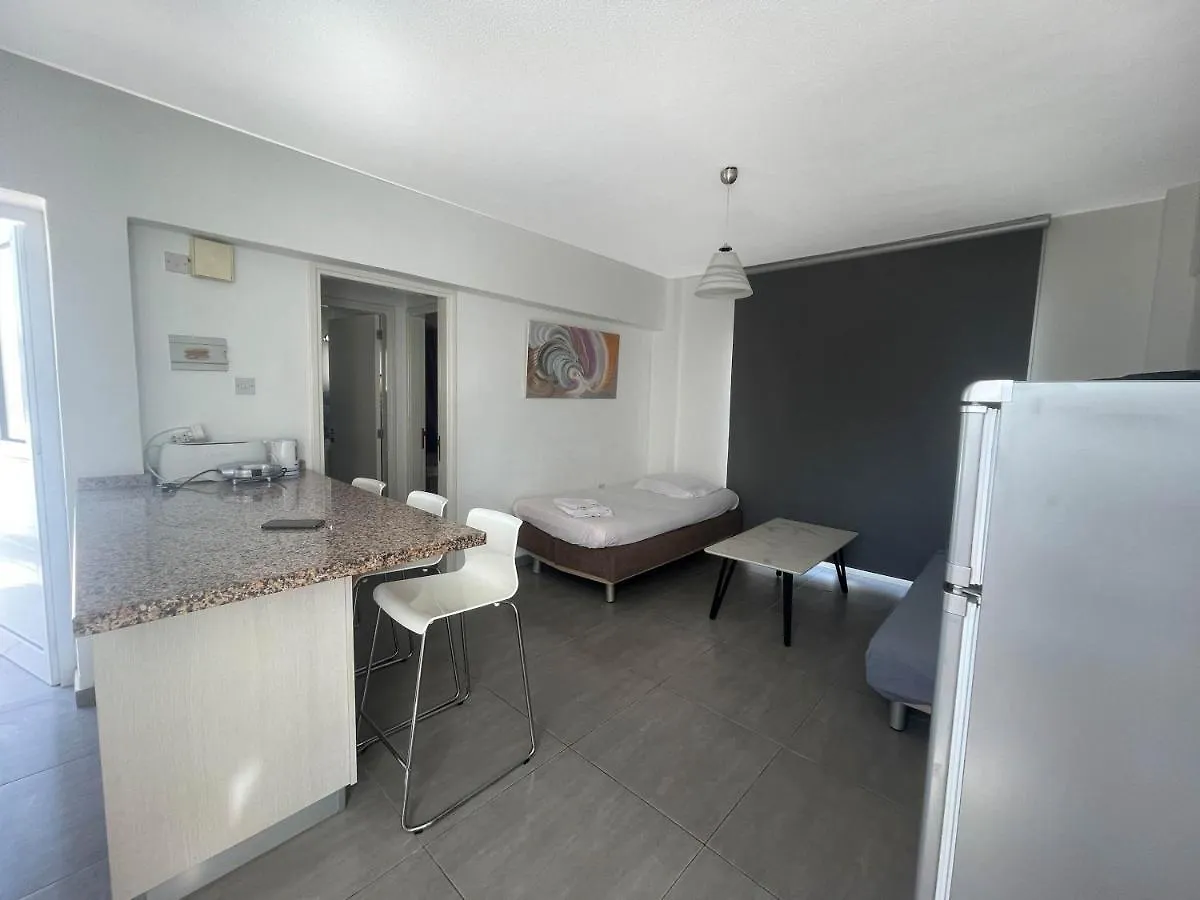 Christina Apartment Πρωταράς